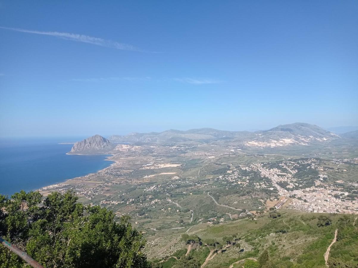 Appartement Vento Di Grecale à Trapani Extérieur photo